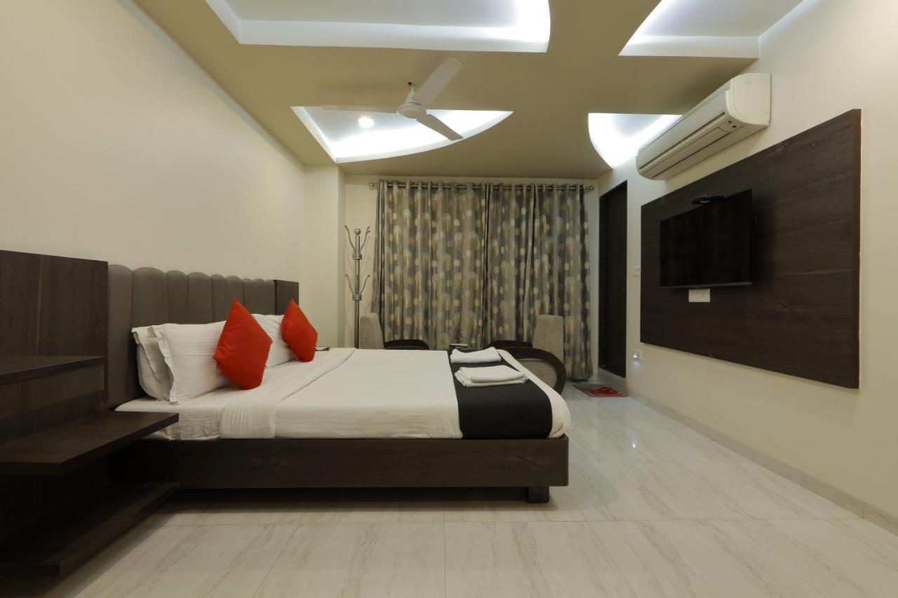 Hotel Unity Ahmedabad Exterior photo