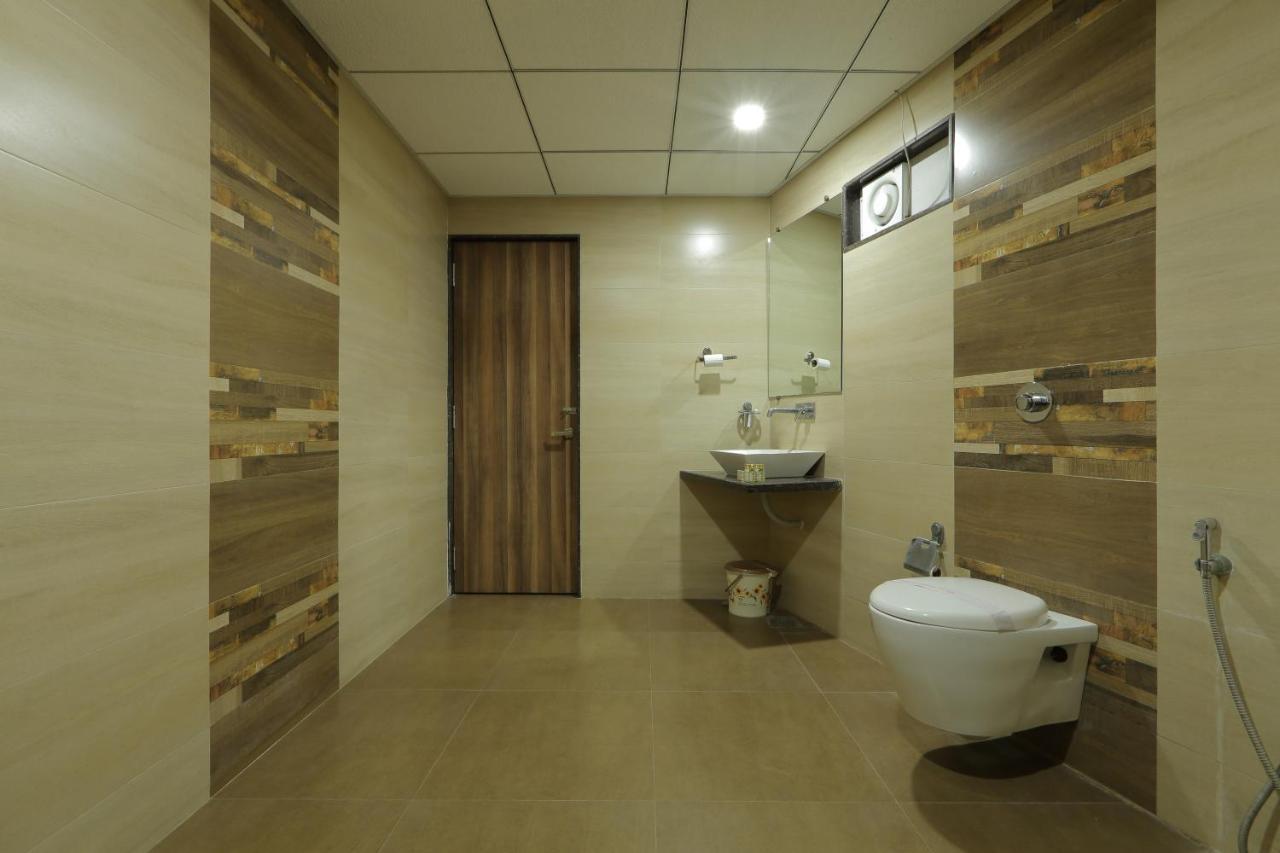 Hotel Unity Ahmedabad Exterior photo